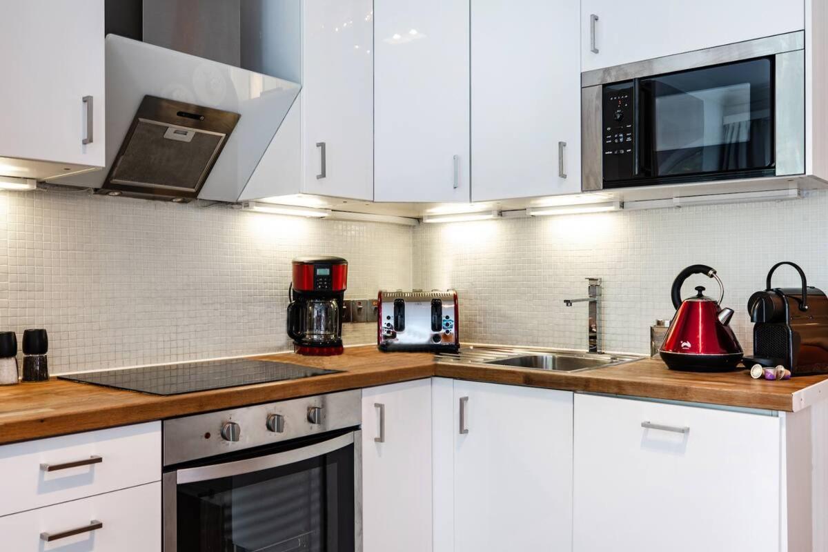 Awesome Leicester Sq! Fashion Flat For Theatre Families And Happy Friends Apartment London Bagian luar foto