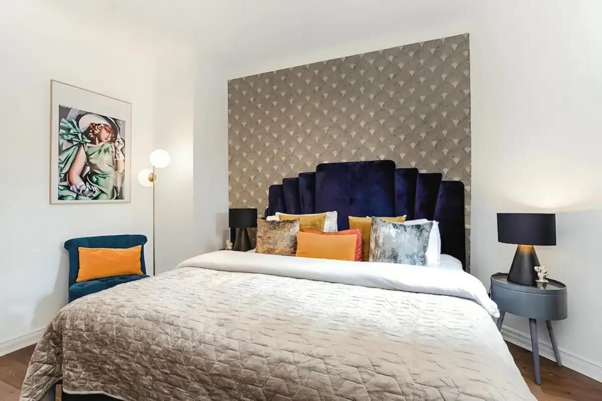 Awesome Leicester Sq! Fashion Flat For Theatre Families And Happy Friends Apartment London Bagian luar foto